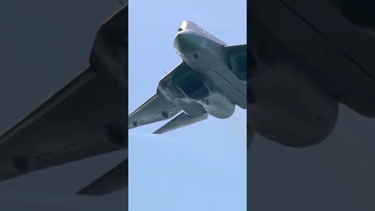 SU-57 Pushing The Limits Loses Panel