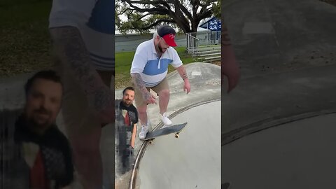 Old Guy At Skateboard Park! 🤣