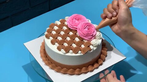 It's time to pipe with these 13 piping tips and tricks So Yummy 6