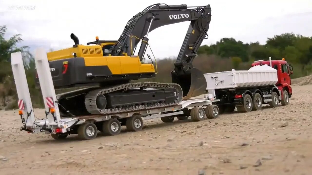 13 ~ RC TRACTOR, RC TRUCKS COLLECTION!! RC FARMING, MACHINES, RC HYDRAULIC DIGGER, RC EXCAVATOR TRAN