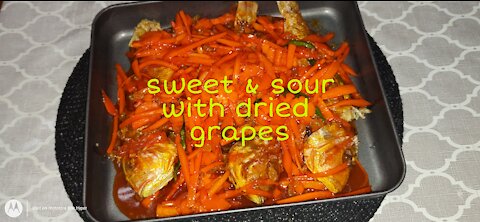 Sweet & Sour with dried grapes