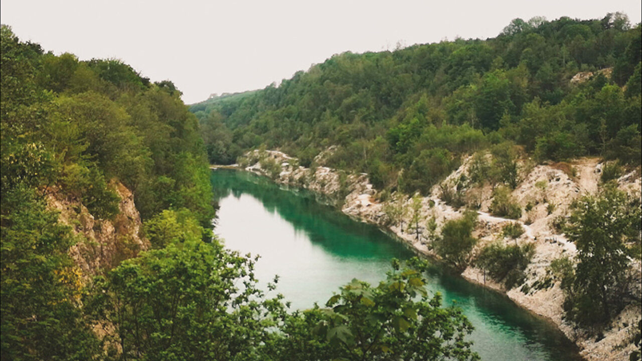 Solo Hiking 10km around a Beautiful Canyon in Teutoburg Forest, Germany (Relaxing Hiking Video HD)