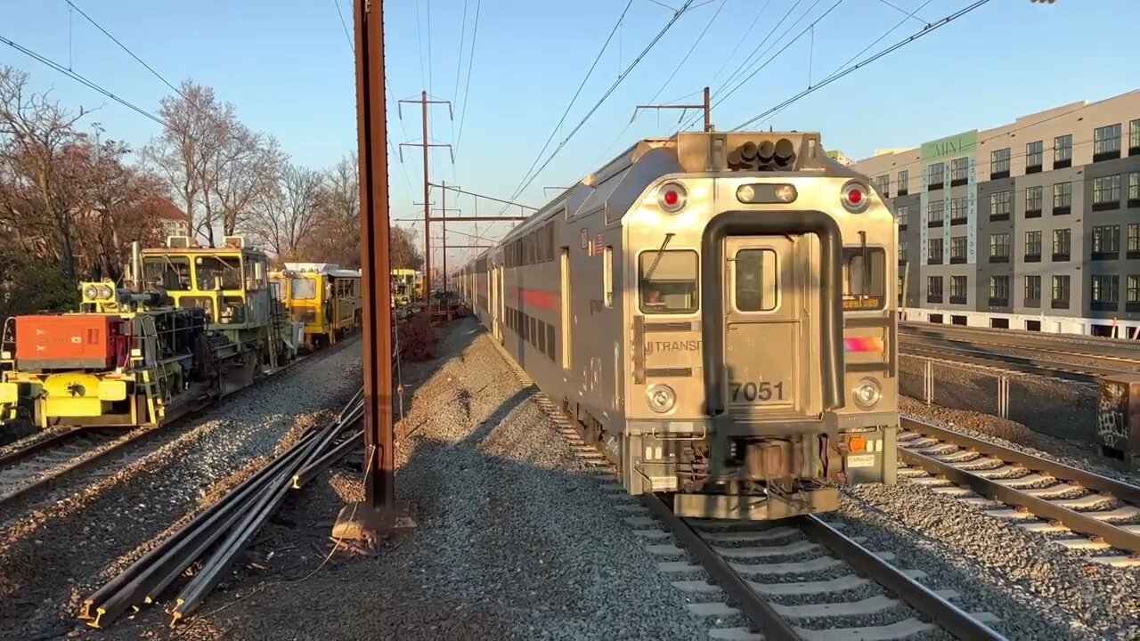 Evening Rush Hour NJT & Amtrak Action on the Northeast Corridor at Rahway, NJ