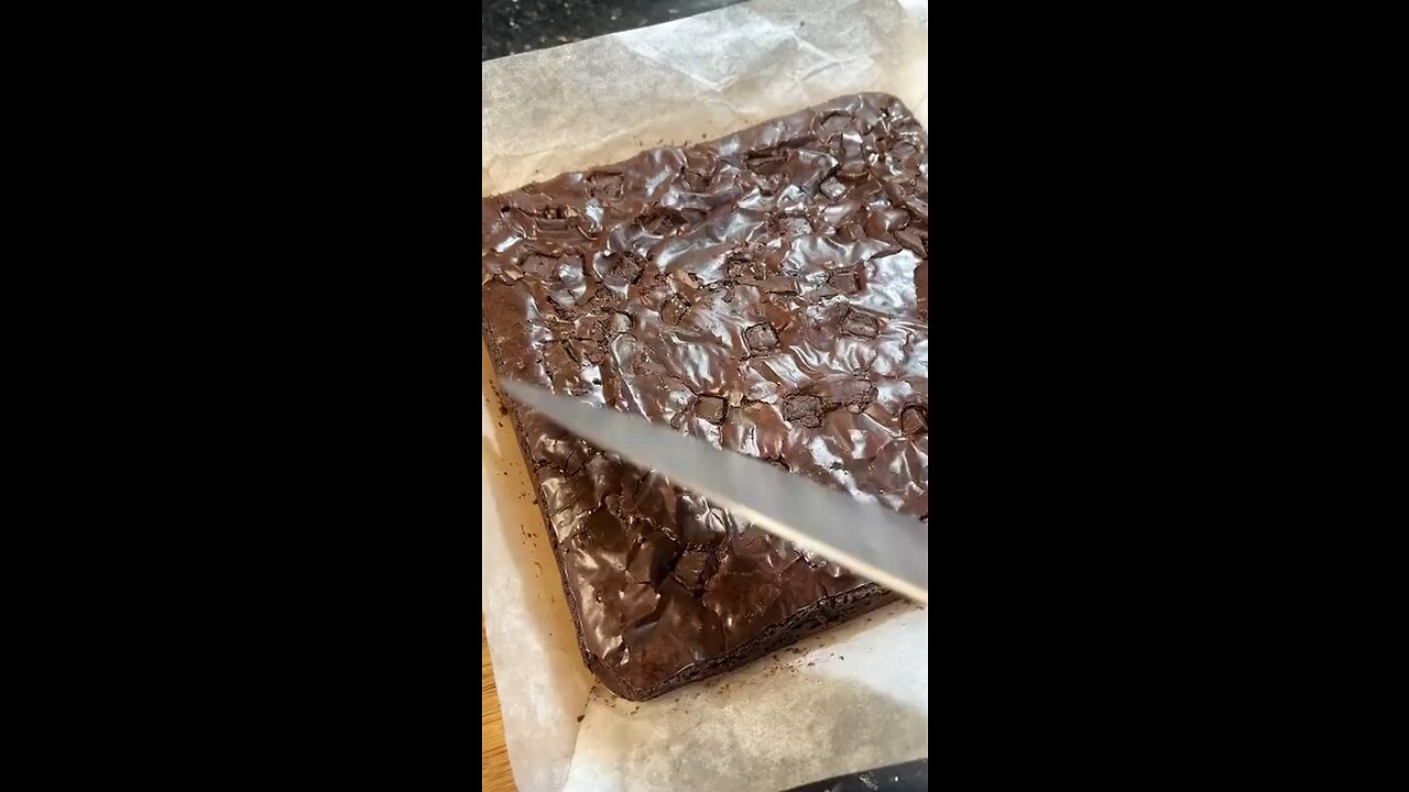 Easy homemade fudge brownie