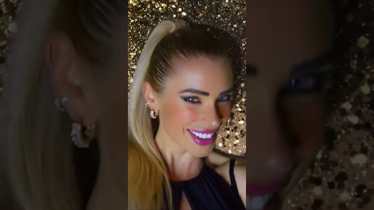 Is That 2 Different Chicks? 🤔