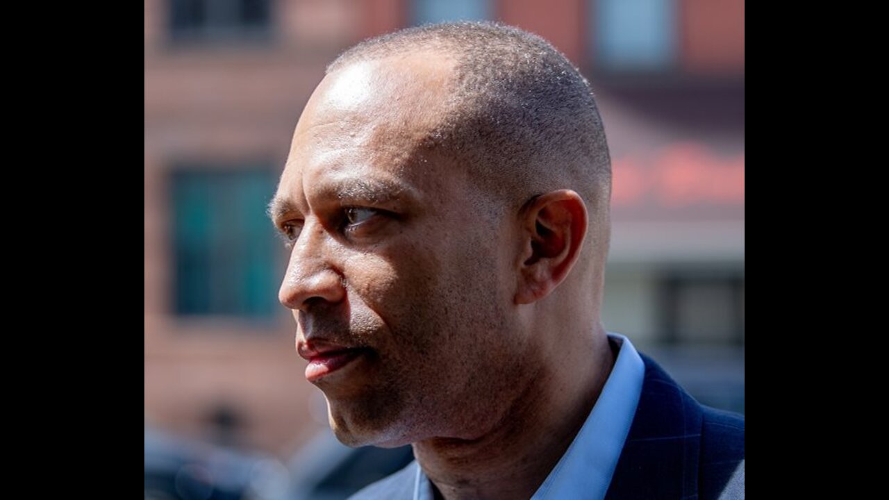 Poll: 82 Percent of Democrat Senior Staffers Say Rep. Jeffries Will Replace Pelosi