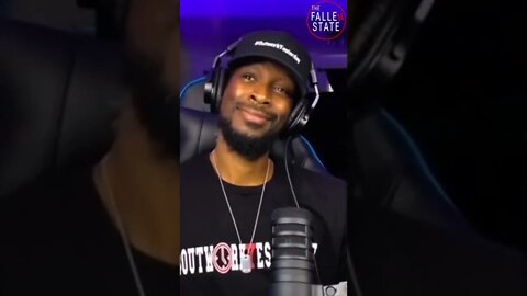 JLP showed @LFRFAMILY his 🚂 award and this was his reaction 😂