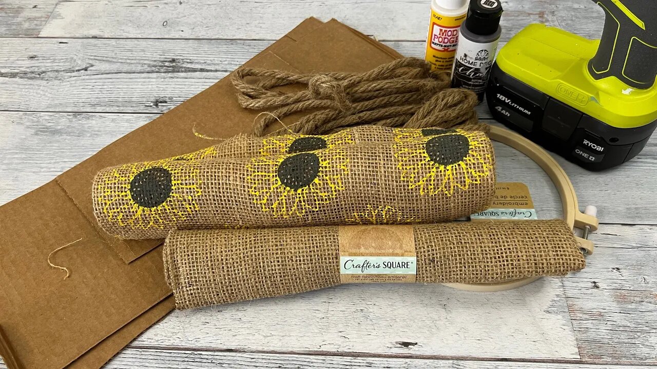 Sunflower Hanger DIY || Using Dollar Tree Burlap || Just 1 Easy Craft