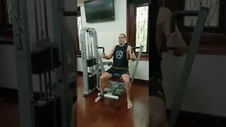 Hammer Strength Chest Press Andre