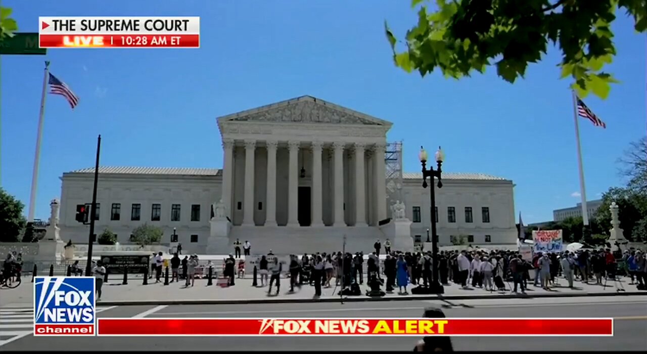 **BREAKING NEWS** Trump is given Presidential Immunity from SCOTUS