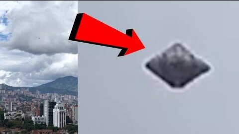 Massive BROAD DAYLIGHT UFO Over MAJOR City! Clear 4k FOOTAGE! 2022