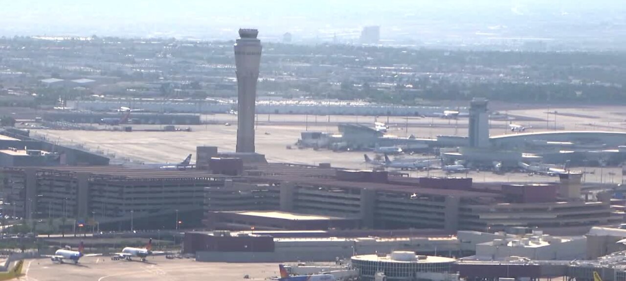 940 employees to be laid off at McCarran Airport in Vegas