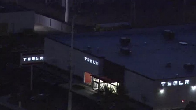 Tesla opens new Las Vegas showroom