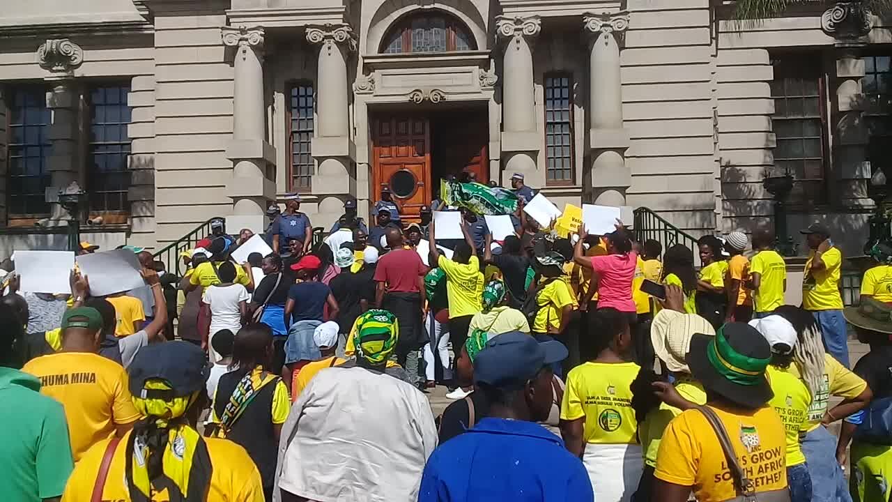 SOUTH AFRICA - Durban - City Hall protest (Videos) (HHi)