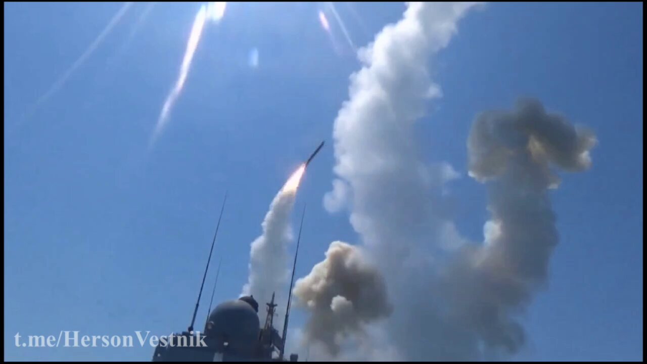 Launch of new Kalibr-M cruise missiles at military facilities in Nikolaev, Krivoy Rog and Odessa