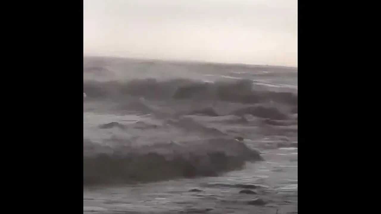 Car being washed into the sea in Agios Ioannis, Pelion amid flooding in Greece