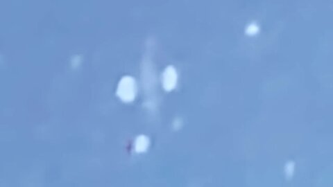 2 Sphere UFOs/ 2 Jets. 1 is directly over