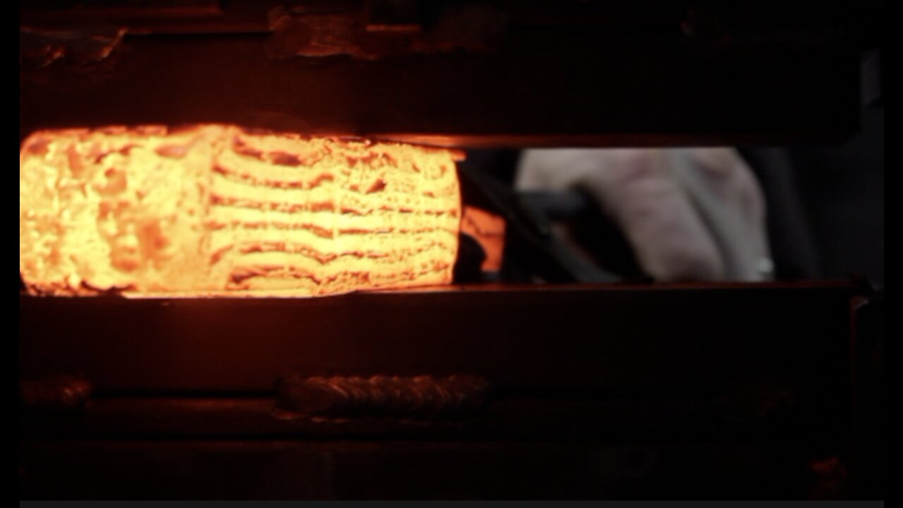 Forging a Japanese Petty Damascus paring knife