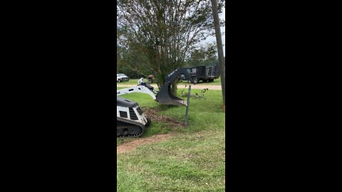 MT85 Bobcat demolition