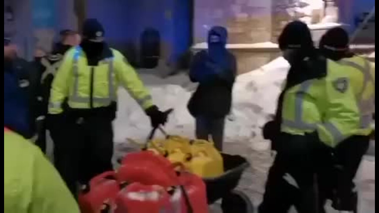 Police Have Started Seizing Fuel In Ottawa