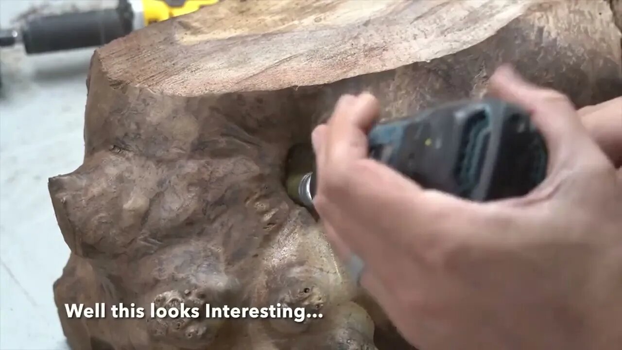 Carving a Rhino From Epoxy Resin & Walnut Burl-6