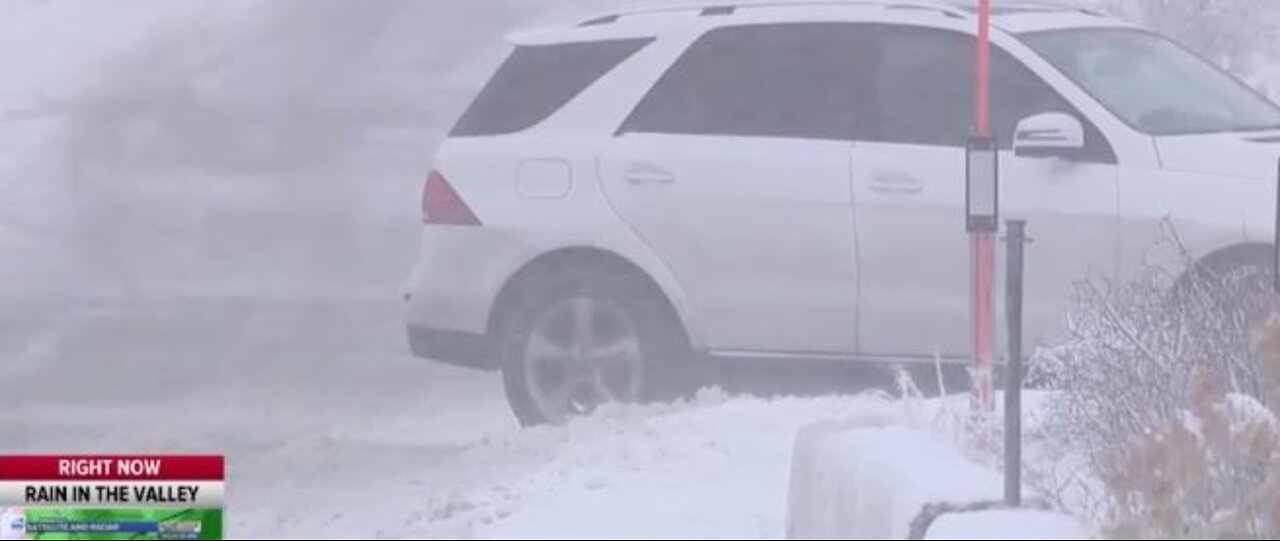 Major winter storm stalls traffic along heavily-traveled Blue Diamond Road