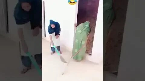 hum lakh chupain payar magar