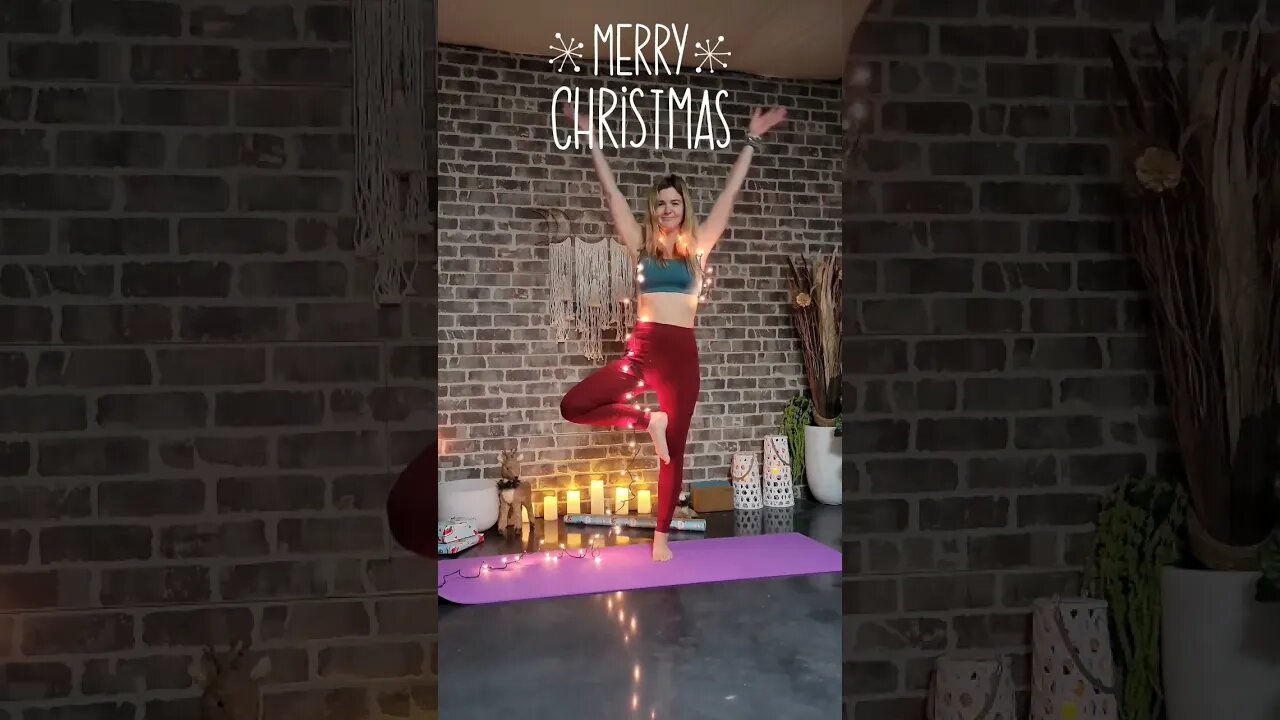 How to have a yoga Christmas #merrychristmas #yoga #yogachristmas #yogateacher