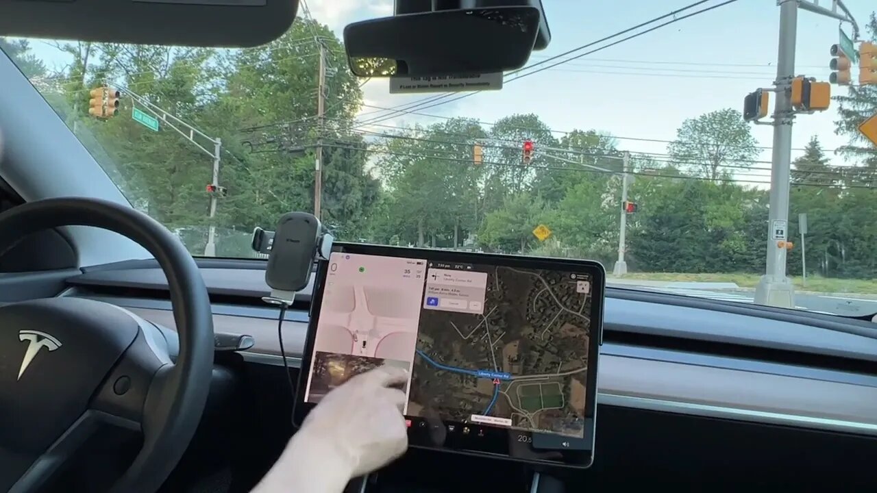 Tesla FSD Beta 特斯拉自动驾驶测试版终于拿到了，今天立刻去测试了一下。遇到一个路口地图说直走，FSD却右拐！还有，拨弄音量而不握方向盘，得了一次警告。剩下全程无接管，非常惊艳。