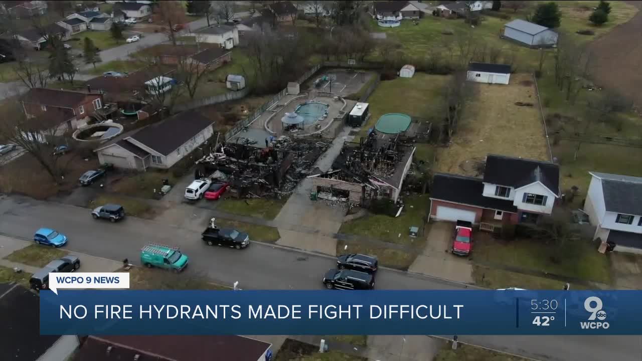 Fire destroys two houses in area without hydrant