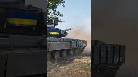 Ukrainian Tank Engaging Russian Position #shorts