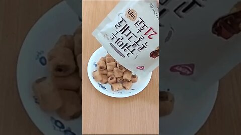 Healthy Korean Snack #munchlife#chocolate#asia#korea#snack#grain#health#portable#sweet#yummy#crunchy