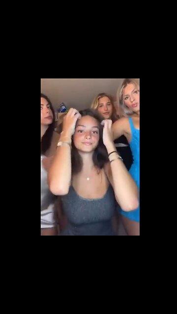 Hot Chicks Dancing - Stoic Version