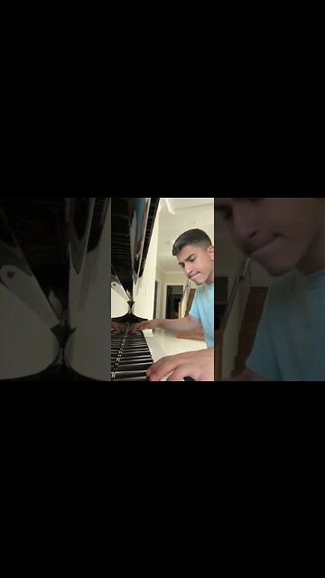 MR.CARSOUNDS PLAYS PIANO????