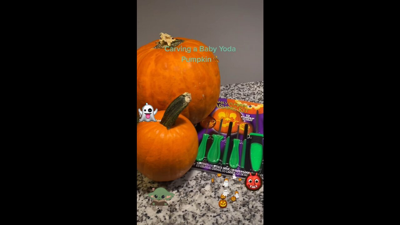 Halloween Yoda pumpkin