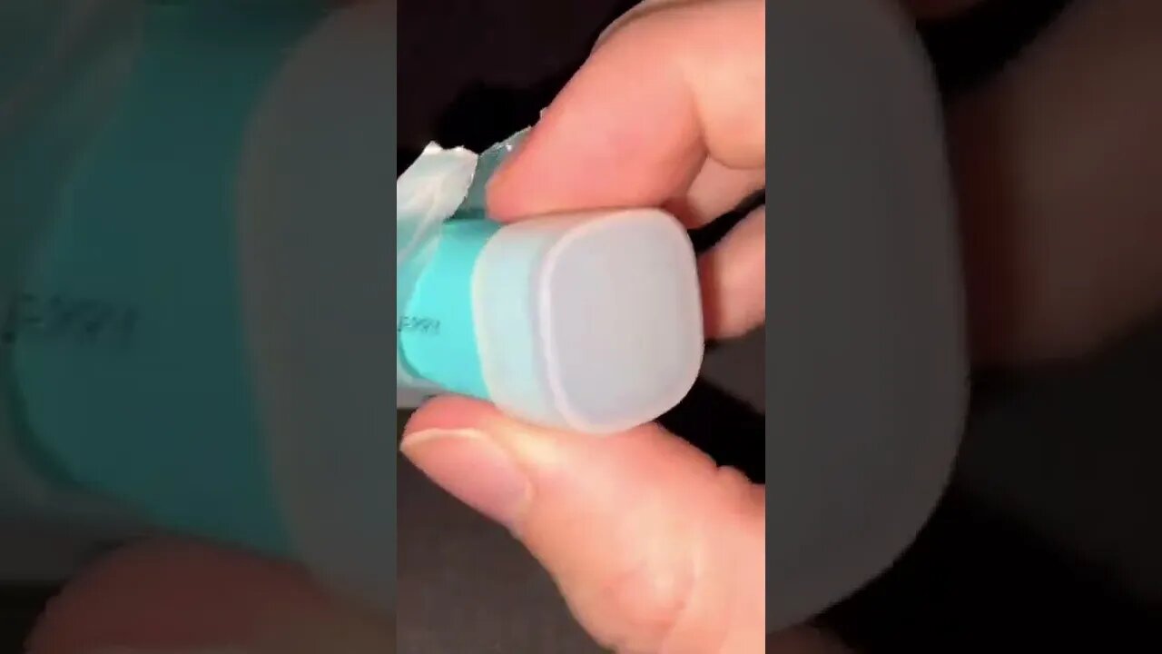 Asmr berry dispo vape unboxing