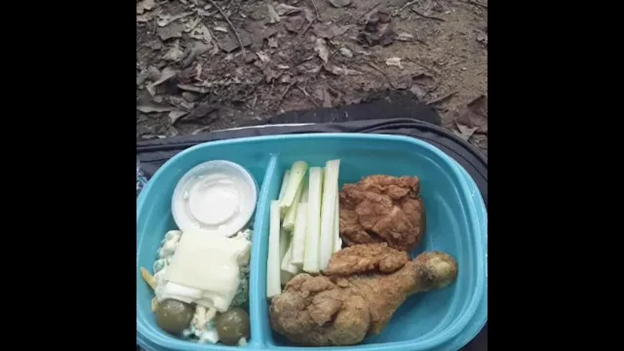 What a Redneck eats while camping,,, lucky #7😜