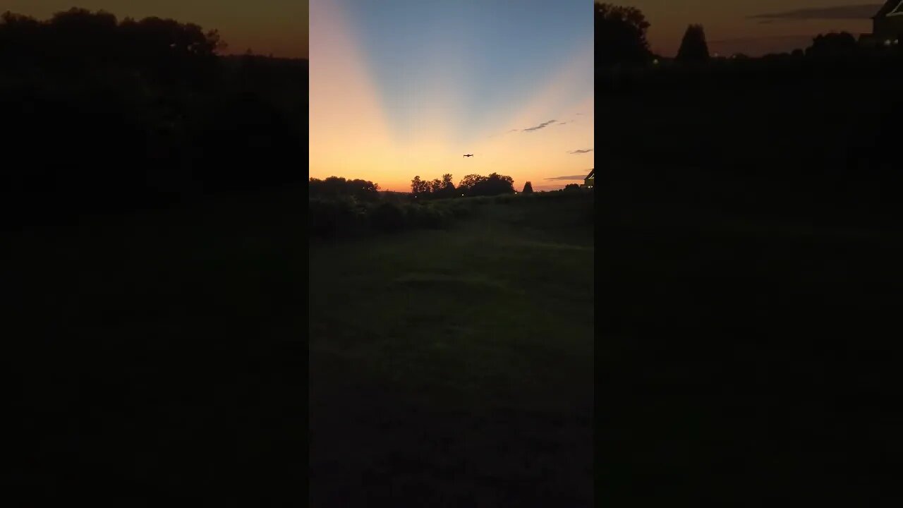 DJI MINI 2 Flying into The Sunset!