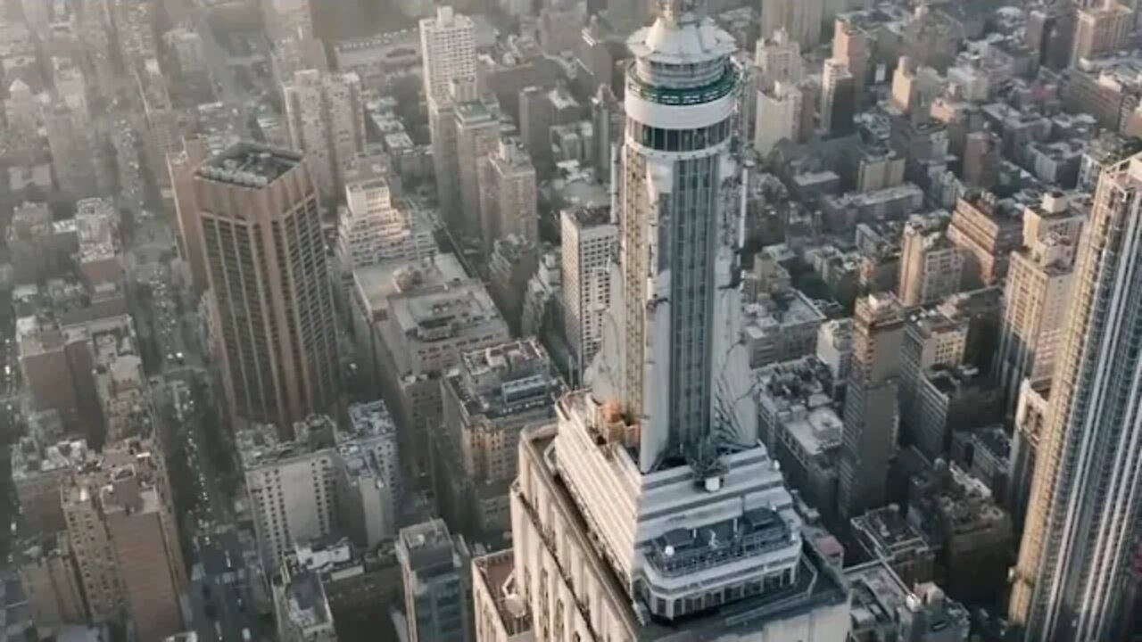 25 %% 1+ Hour Midtown Manhattan Drone