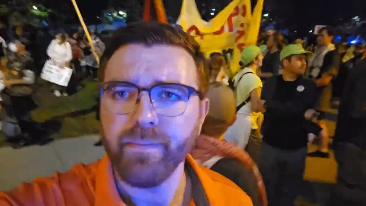 HA! Tony Kinnett Hanging Out Undercover With Pro-Hamas Protesters At DNC The Funniest Damn Thing YET