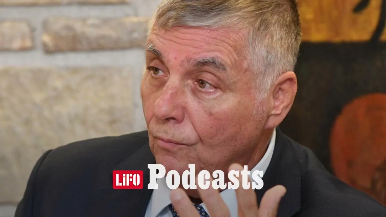 Η σκληρή αλήθεια για τον Γιώργο Τράγκα - Lifo Podcasts "Μικροπράγματα" με τον Άρη Δημοκίδη