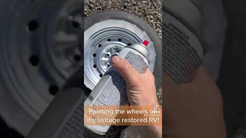 Painting the wheels on my restored toyota motorhome rv! #rv #motorhome #painting #toyota #shorts