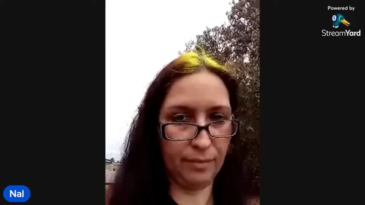 nal sperging behind Walmart death threats for Courtney and cops end the stream 😳🤣🤣