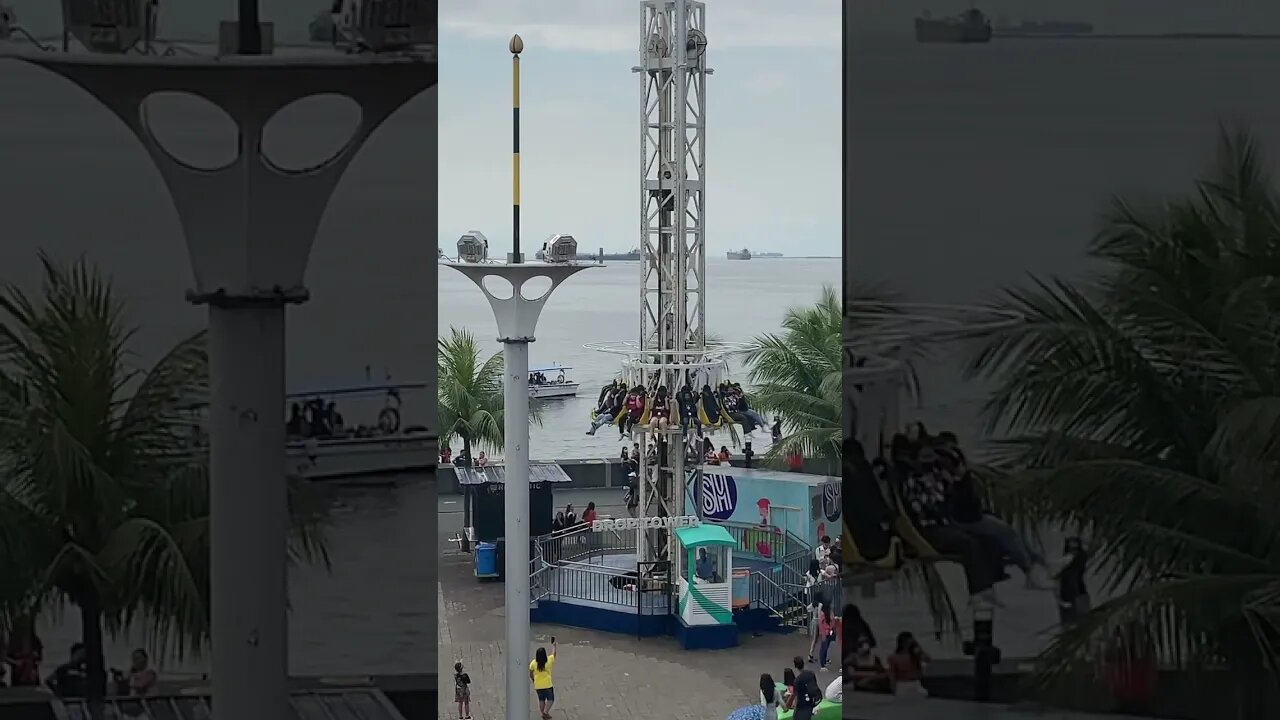 Scream Tower #jaymic #philippines #itsmorefuninthephilippines #manila #smmalls #asia #christmas