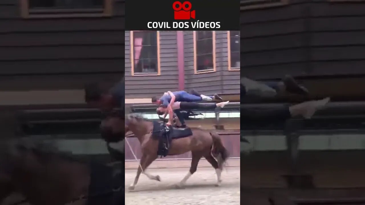 muita habilidade em cima de um cavalo