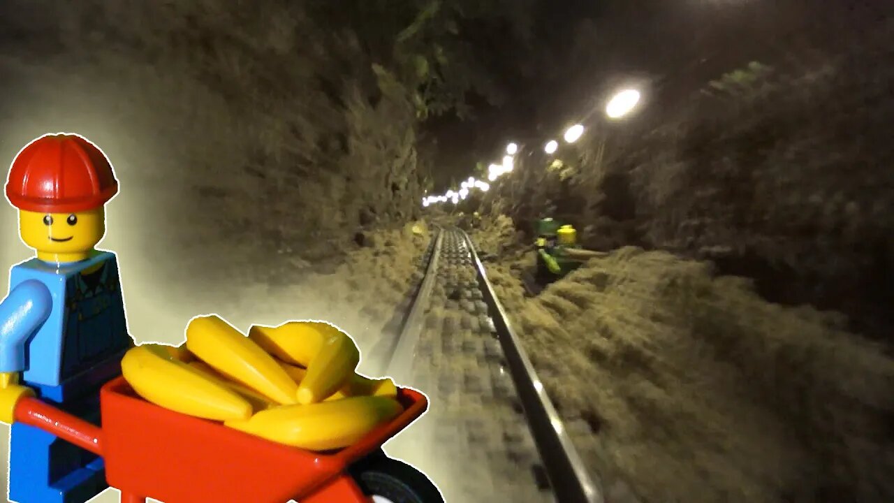 Underwater LEGO train - backside nightride