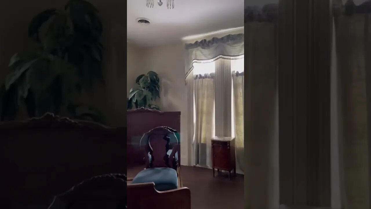 Abandoned Historical Mansion in Illinois