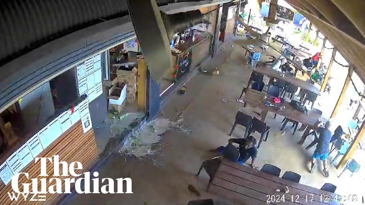 Footage captures moment quake strikes cafe in Vanuatu's capital Port Vila