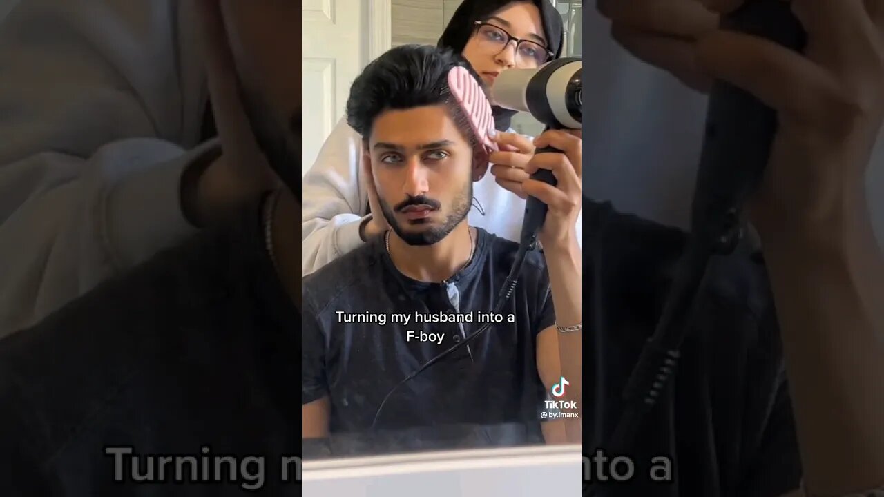 She changed him into female gaze #blackpill