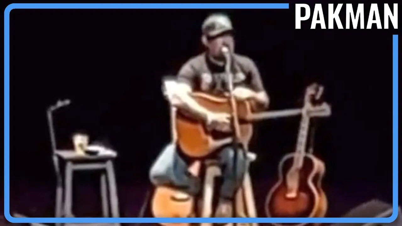Staind Singer Aaron Lewis in Conspiracy Coma During Live Show